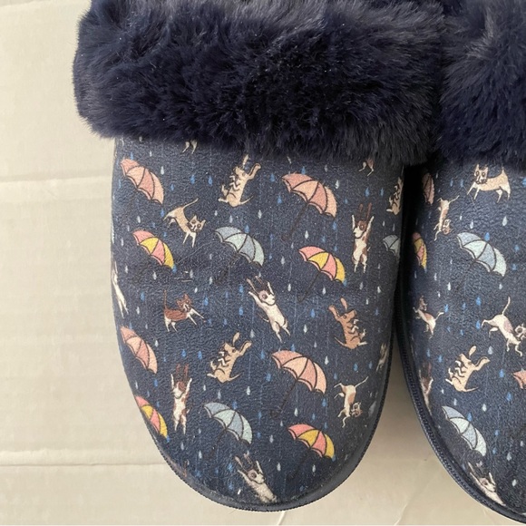 SKECHERS BOBS WOMENS SLIPPERS“Too Cozy Movie Night” Raining Cats and Dogs Design - Picture 2 of 9